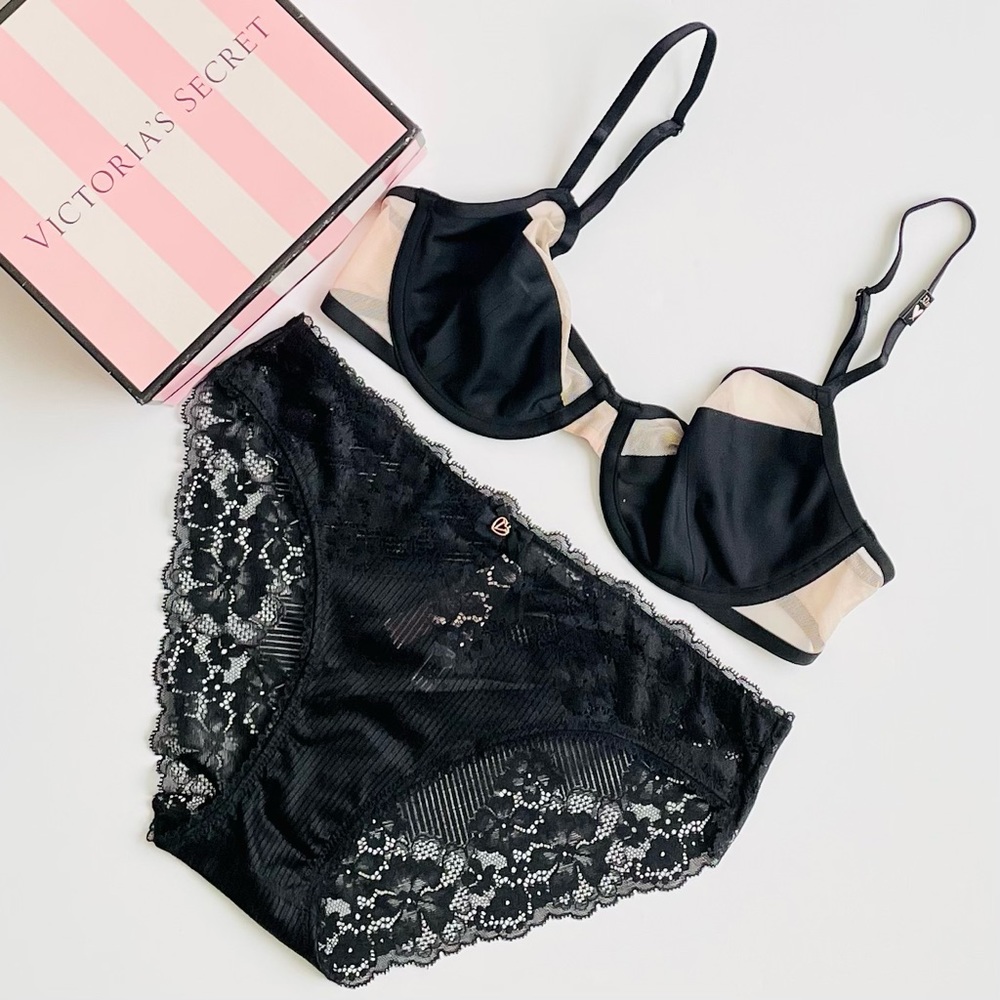 32D SMALL Victoria’s Secret black bra set